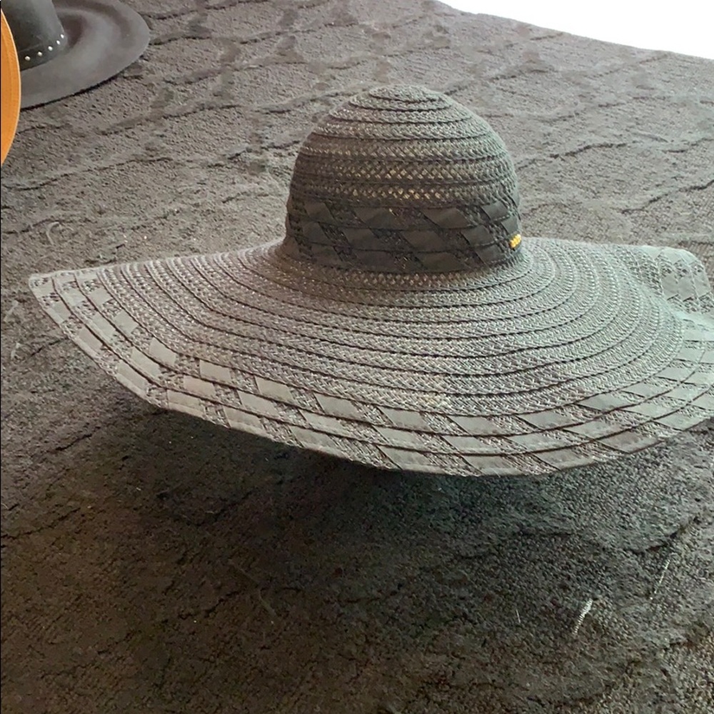 Bebe Large Wide Brimmed Sun Hat